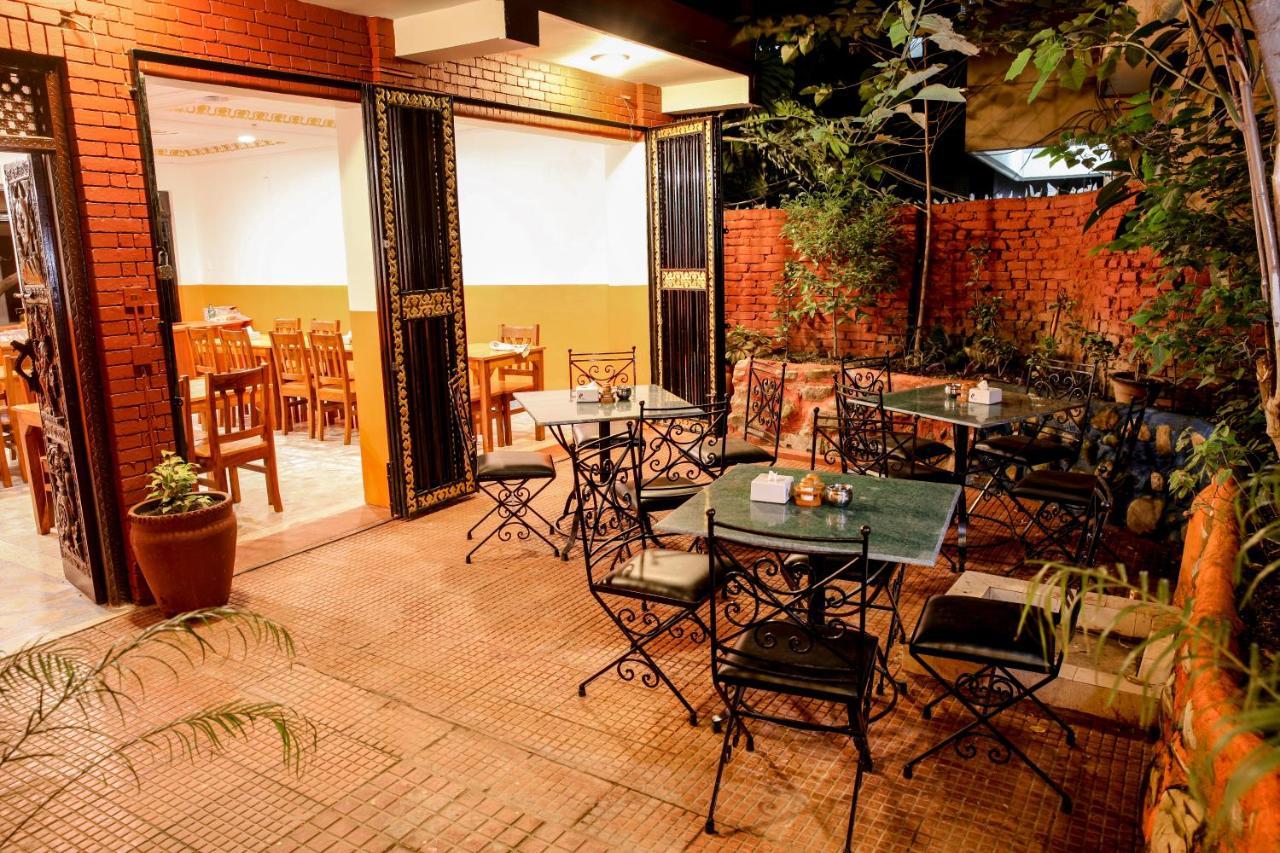 Kathmandu Regency Hotel Kültér fotó